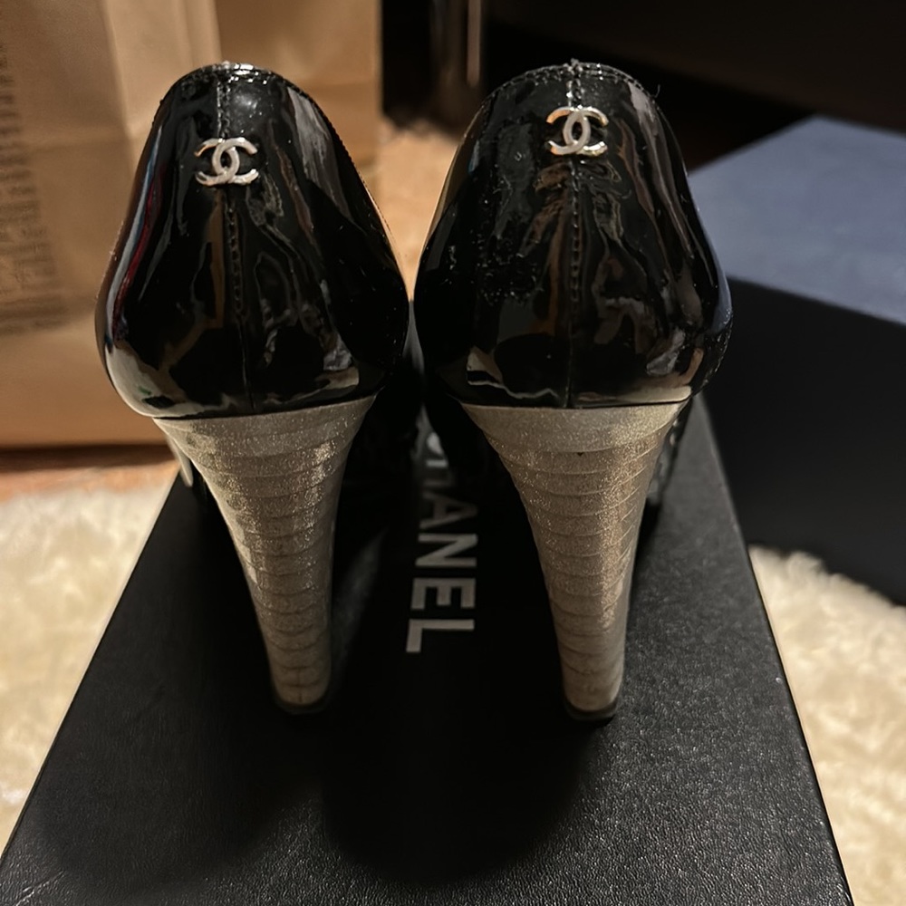Chanel Vintage Shoes Size 38 - Picture 5 of 7